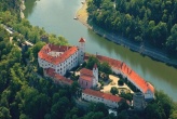 Chata na Vranovské přehradě