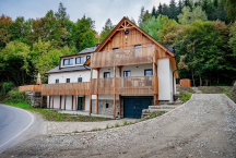 Apartmány NONE, Branná