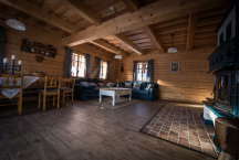 Roubenka u sjezdovky 