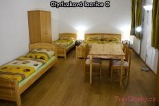 Apartmány Na Zlaté stezce * * * čtyřlůžková ložnice C