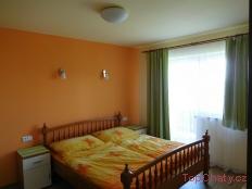 Ubytování u Sedláčků Ložnice RENATA balkon