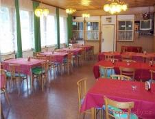 Chaty a chatky Hnáčov restaurace
