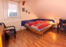 Chaloupka na Vršku ložnice