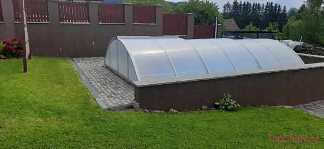 Hájovna Na brodě bazén