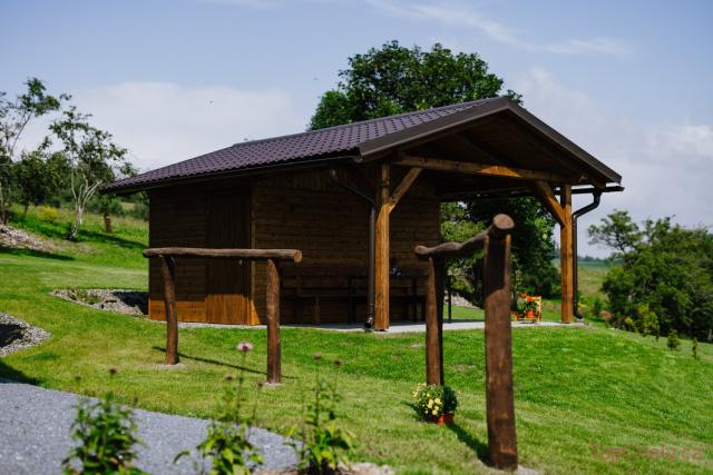 Chata Idylka pergola s posezením