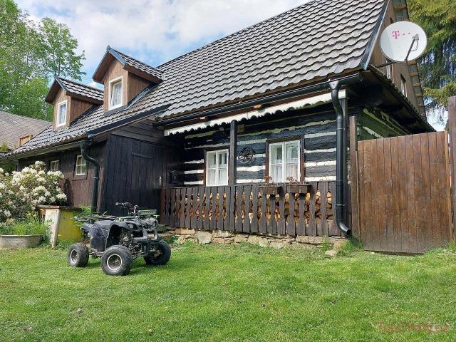 Roubenka u potoka Výprachtice 