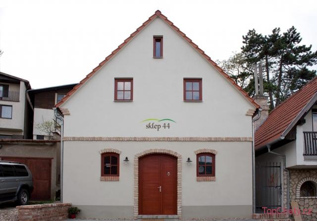 Sklep 44 ubytování