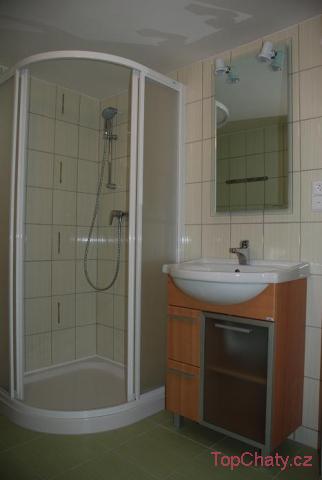 Domeček Nadsklepy koupelna