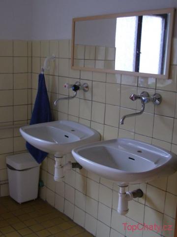 Janovská chata koupelna