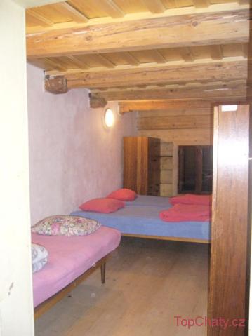 Roubenka Malá Morávka ložnice