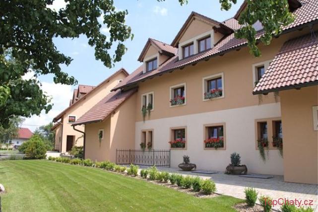 Školící a rekreační středisko Trosky ubytování
