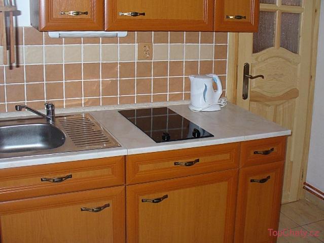 Dřevěnice pod Kyčeru kuchyň