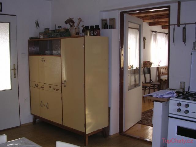 Valašská dřevěnice kuchyň