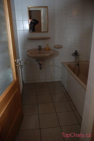 Chalupa Bukoriška, nepronajima koupelna