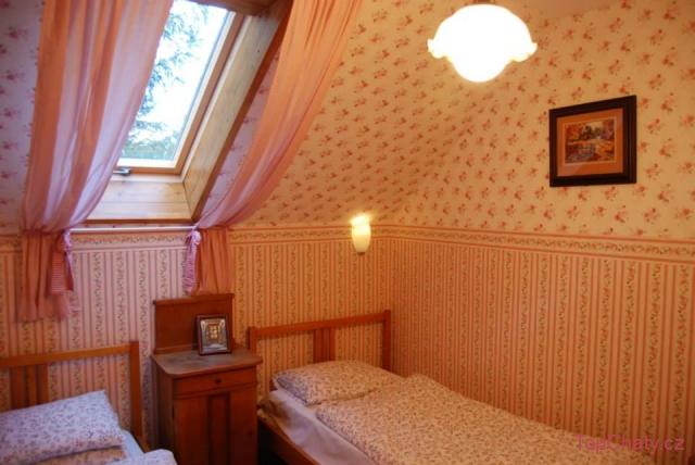 Chalupa Zvonkové údolí růžičkový pokoj