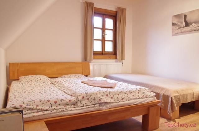 Roubenky pod oborou Ložnice