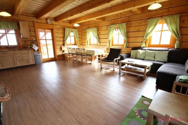Roubenka Stříbrnice s bazénem 