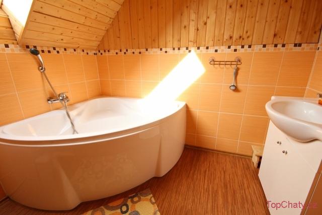 Roubenka Stříbrnice s bazénem 
