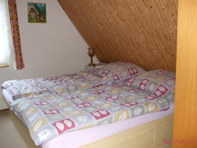 Chata Lojzovy paseky ložnice
