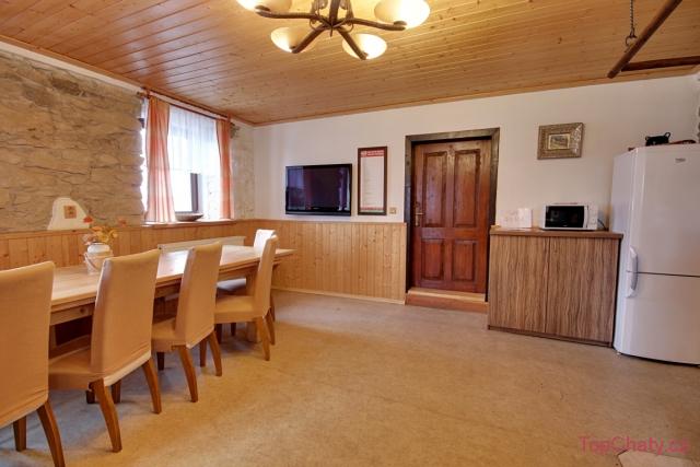 Chalupa Míša - Resort Kadleců společenská místnost