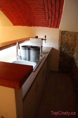 Chalupa Kunčinka bar s výčepním zařízením