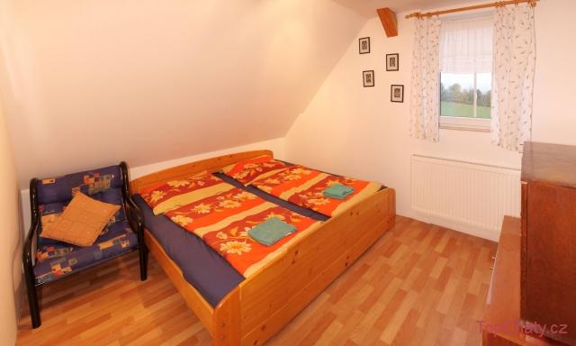 Chaloupka na Vršku ložnice 2