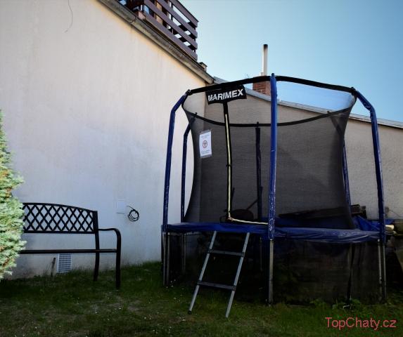 Chata Lucie Chata Lucie - trampolína
