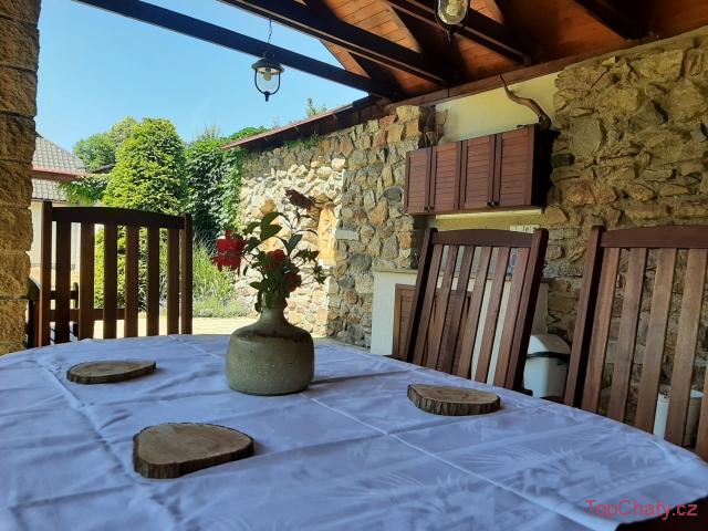 Síťovaná chalupa Stržanov pergola